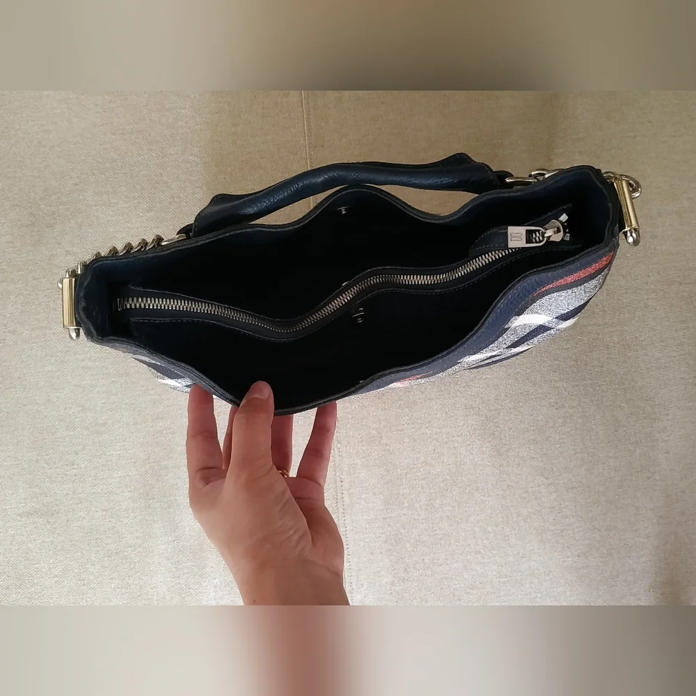 Daks Hobo Bag - Picture 4 of 16